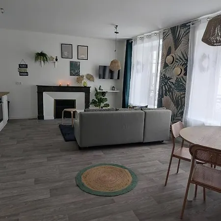 New Cosy Oasis - 2ch - 75 M2 Grande Terrasse Collective Apartment